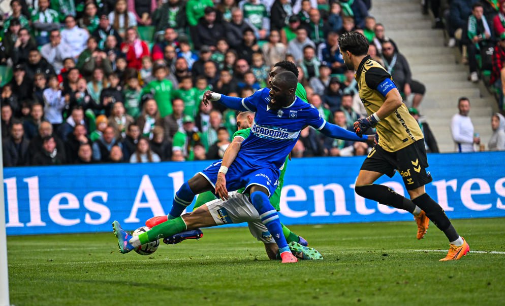AS Saint-Étienne vs AJ Auxerre (22:00 – 05/10) | Xem lại trận đấu